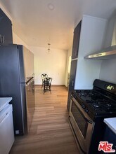 322 Huntley Dr in West Hollywood, CA - Building Photo - Building Photo