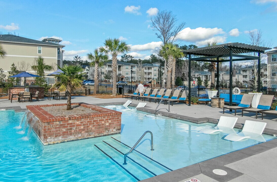 Ansley Commons in Ladson, SC - Building Photo