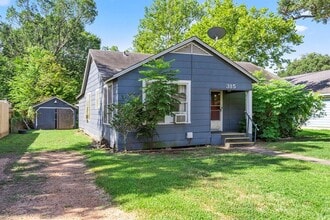 315 Jones St in Columbus, TX - Building Photo - Building Photo