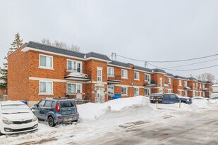 189 Labrie Av in Laval, QC - Building Photo