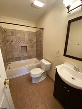 2 E Gilmar Cir in Margate City, NJ - Building Photo - Building Photo