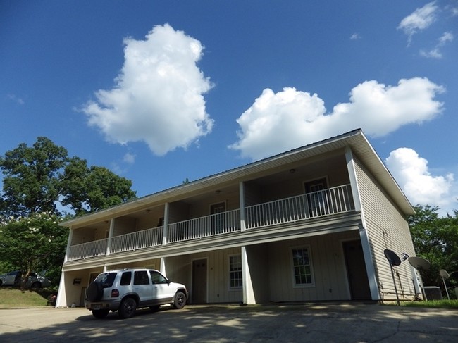 Ridge Lakes in Starkville, MS - Foto de edificio - Building Photo