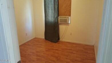 2317 N Mitchell St in Phoenix, AZ - Building Photo - Building Photo