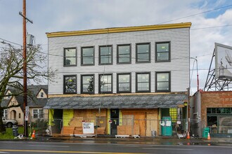 C-Channel Lofts in Portland, OR - Foto de edificio - Building Photo