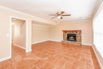 695 Bankshire Dr in Suwanee, GA - Building Photo - Building Photo