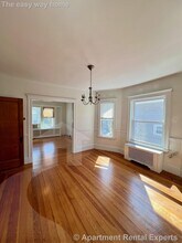 18 Alexander Ave in Medford, MA - Foto de edificio - Building Photo