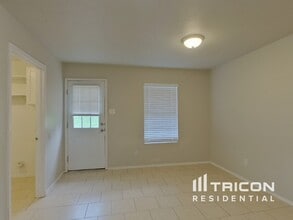 4908 Parkrise Dr in Fort Worth, TX - Building Photo - Building Photo