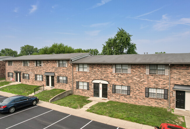 Postbrook East in Indianapolis, IN - Building Photo - Building Photo