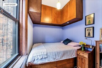 237 Eldridge St in New York, NY - Building Photo - Building Photo