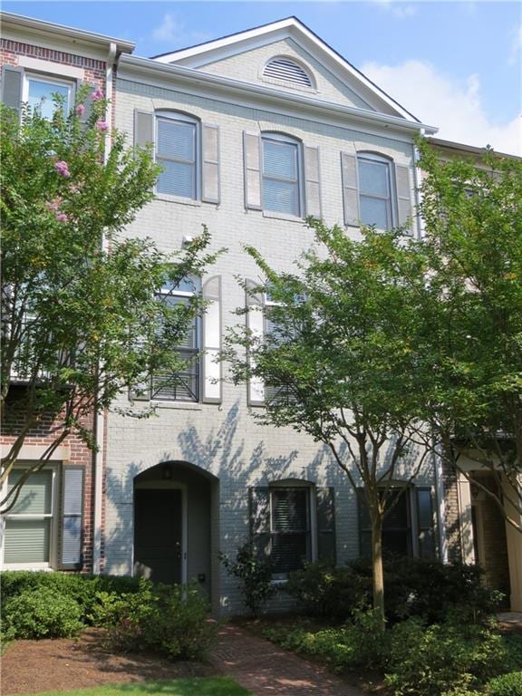 property at 131 W Ridge Way