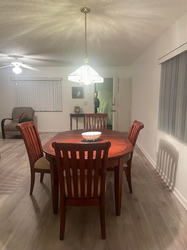 354 Burgundy G in Delray Beach, FL - Building Photo - Building Photo