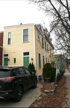 802 Willard St, Unit Unit 2 upstairs in Covington, KY - Foto de edificio - Building Photo