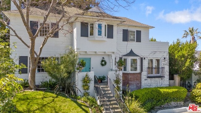 3388 Tareco Dr in Los Angeles, CA - Building Photo - Building Photo