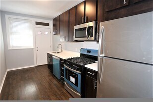 5306 N Ashland Ave, Unit 3 in Chicago, IL - Building Photo
