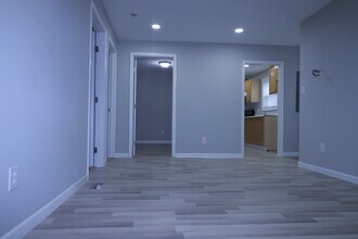 6259 Sewells Point Rd, Unit 6257 in Norfolk, VA - Foto de edificio - Building Photo