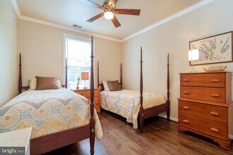 4651 Longstreet Ln in Alexandria, VA - Building Photo - Building Photo