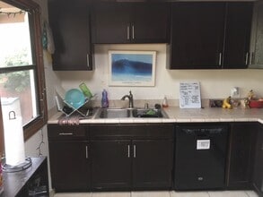 5027 Campanile Dr in San Diego, CA - Foto de edificio - Building Photo