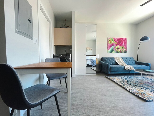 2530 University Ave, Unit SI ID1036860P