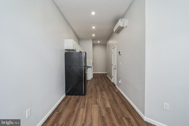 1211 W Cambria St-Unit -1 in Philadelphia, PA - Building Photo - Building Photo