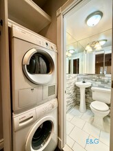 382 E 10th St in New York, NY - Building Photo - Building Photo