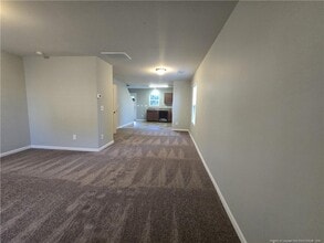 502 Directive Dr in Hope Mills, NC - Foto de edificio - Building Photo