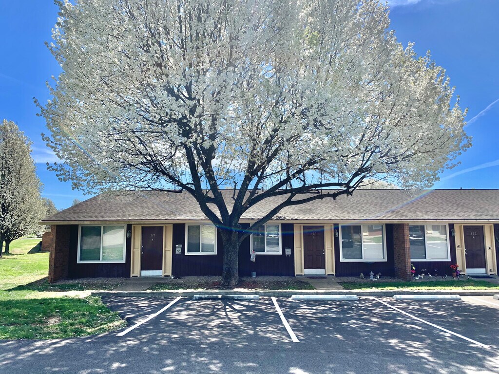 Mayfair Apartment Homes in Jeffersonville, IN