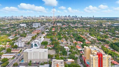 104 SW 40th Ave in Coral Gables, FL - Building Photo - Building Photo