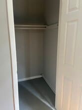 54 Brookdale Ave, Unit 1 in Newark, NJ - Building Photo - Building Photo