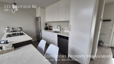 133 Westfield Rd in Saskatoon, SK - Building Photo - Building Photo