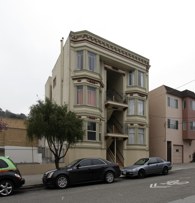 137-147 Tiffany Ave in San Francisco, CA - Building Photo - Building Photo