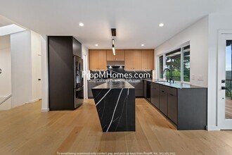 2123 Greene St in West Linn, OR - Building Photo - Building Photo