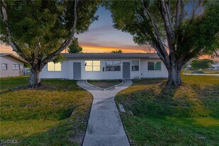 4839 Tudor Dr in Cape Coral, FL - Building Photo