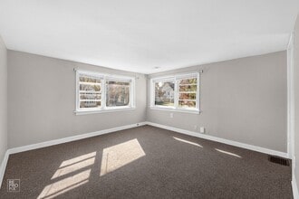 521 E Wilson St in Batavia, IL - Building Photo - Building Photo