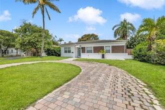 1413 Funston St in Hollywood, FL - Building Photo - Building Photo