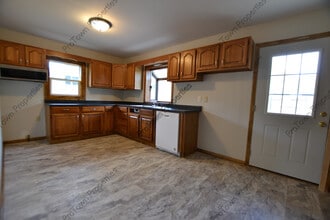 131 Robinson Dr in Morris, IL - Building Photo - Building Photo