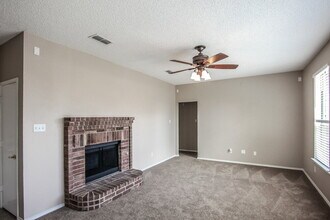 6366 Rainwater Way in Fort Worth, TX - Building Photo - Building Photo