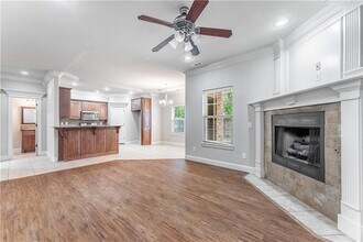 604 NW 17th Ct in Bentonville, AR - Foto de edificio - Building Photo