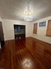 577 Tremont Ave in Orange, NJ - Building Photo - Building Photo