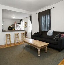 12 Cutter Ave, Unit 1 in Somerville, MA - Building Photo - Building Photo