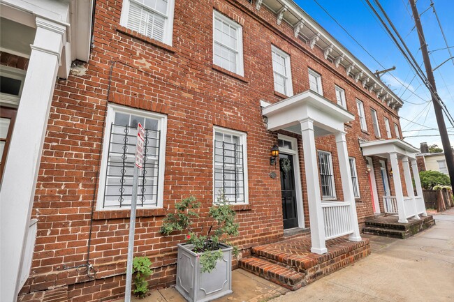 415 Price St in Savannah, GA - Building Photo - Building Photo