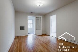 3411 N Elaine Pl in Chicago, IL - Building Photo - Building Photo