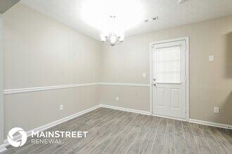 145 Fairclift Dr in Covington, GA - Building Photo - Building Photo