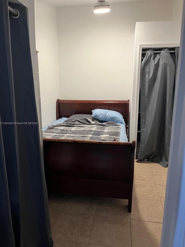 4701 NW 6th Ave in Pompano Beach, FL - Building Photo - Building Photo