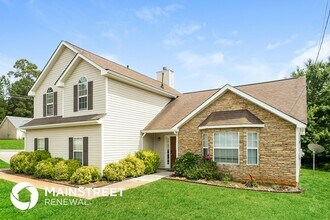 200 Teak Ln in Fairburn, GA - Foto de edificio - Building Photo