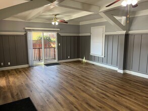 725 E Julian St in San Jose, CA - Building Photo - Building Photo