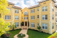 Bevery Terrace Manors Condominiums in Miami, FL - Building Photo - Building Photo