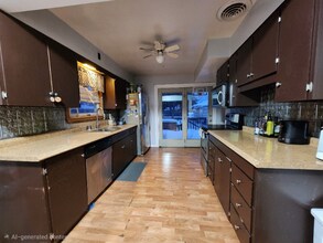 1706 E 5th St in Superior, WI - Foto de edificio - Building Photo