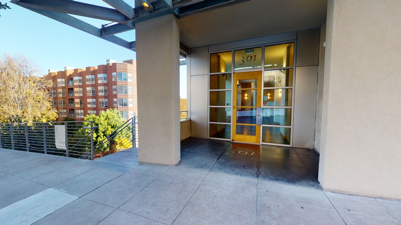 301 Bryant St, Unit 504 in San Francisco, CA - Building Photo