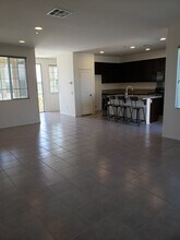 3451 Kings Canyon Dr in Oxnard, CA - Building Photo - Building Photo