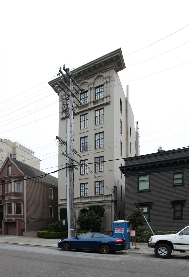 2555 Larkin St in San Francisco, CA - Building Photo - Building Photo